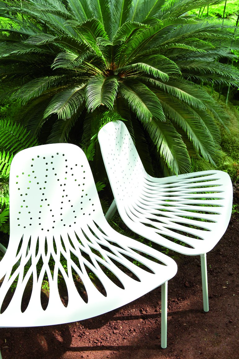 tf_urban's tweet photo. The beauty of the "Nymphea" chair. #design by MarcAurel, 100% #madeinFrance , for indoor and outdoor! more on https://t.co/hl8Zuyji4x https://t.co/0nctbjtmCv
