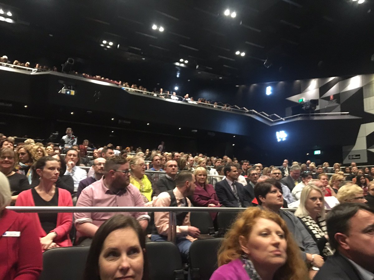 LilaMularczyk's tweet photo. TEACHERS MATTER, social capital, collaboration &amp; connections. Invest in prof.learning.@k_rigas @johnqgoh @gregwhitby https://t.co/QpomyIHOO0