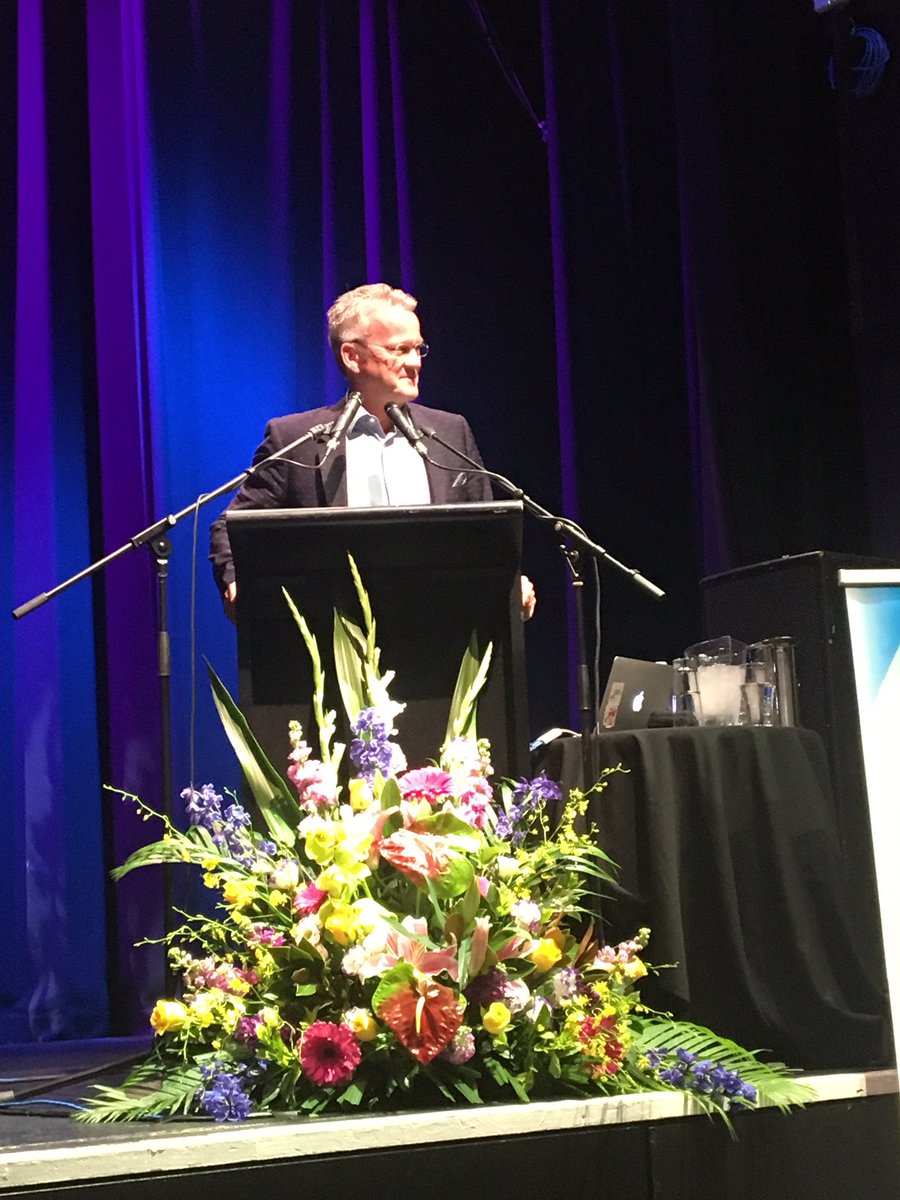 LilaMularczyk's tweet photo. TEACHERS MATTER, social capital, collaboration &amp; connections. Invest in prof.learning.@k_rigas @johnqgoh @gregwhitby https://t.co/QpomyIHOO0