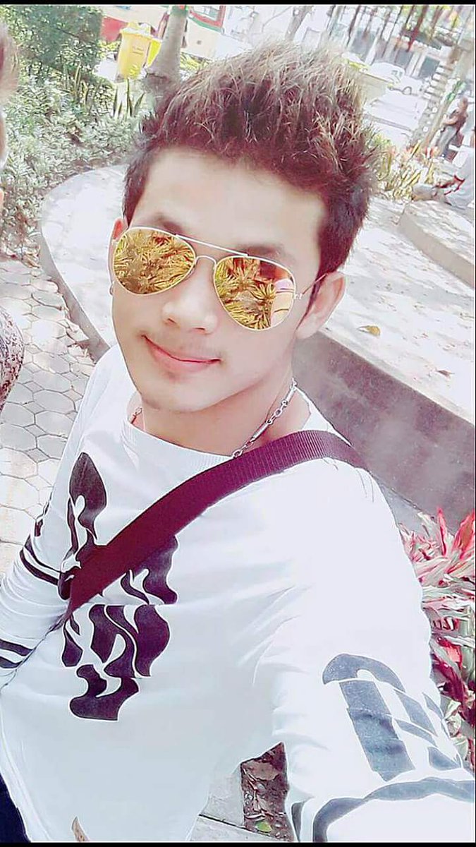 lPDW8HHRMhC0j2a's tweet photo. ဒီေကာင္းက ဂ်င္းေကာင္ https://t.co/4wr4ZXIXhS