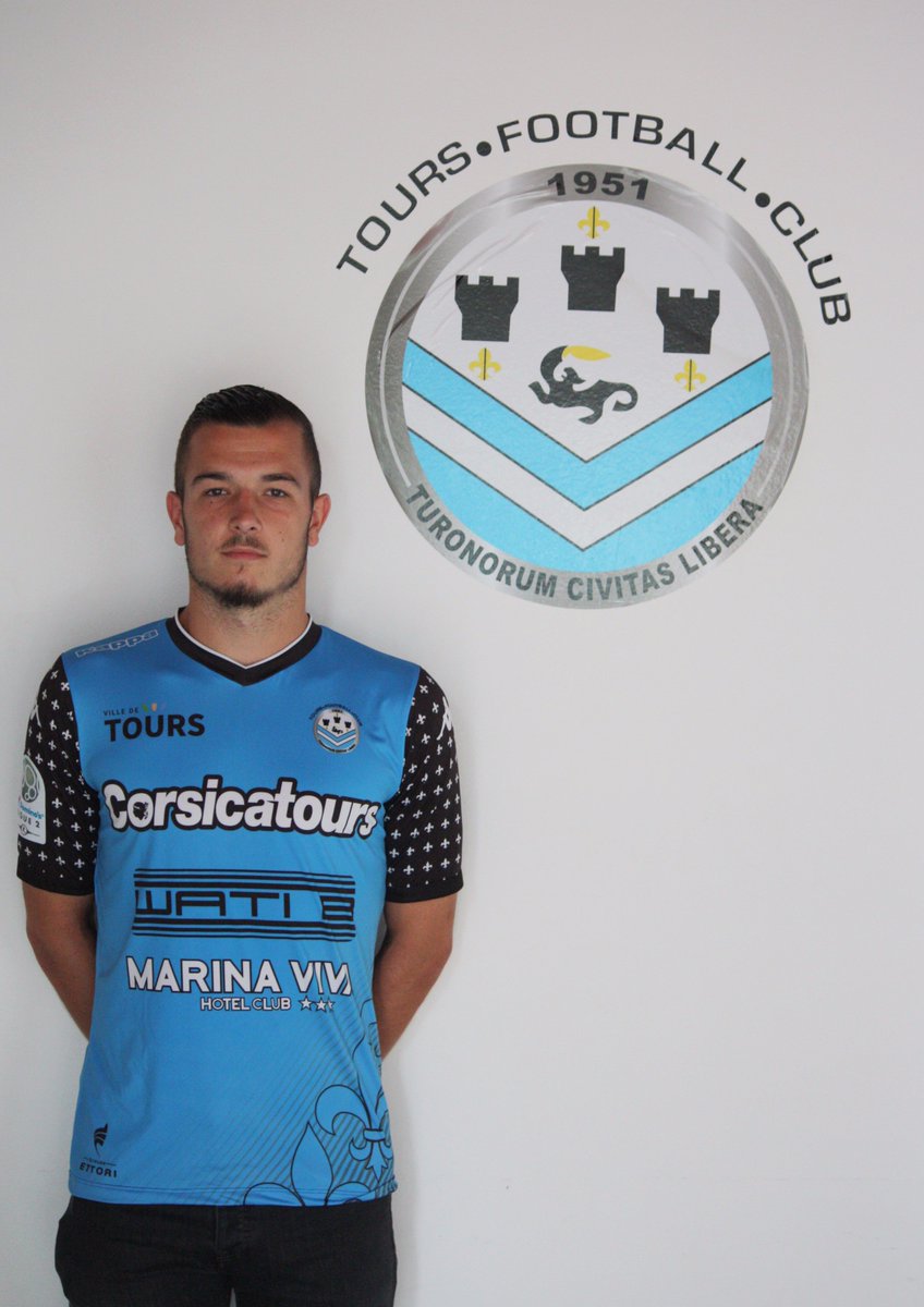 ToursFC's tweet photo. ✍️ OFFICIEL - Prolongation de contrat pour Thibaut #Cillard !
➡️ https://t.co/JuHqnAepPR https://t.co/4mHVtEerVw