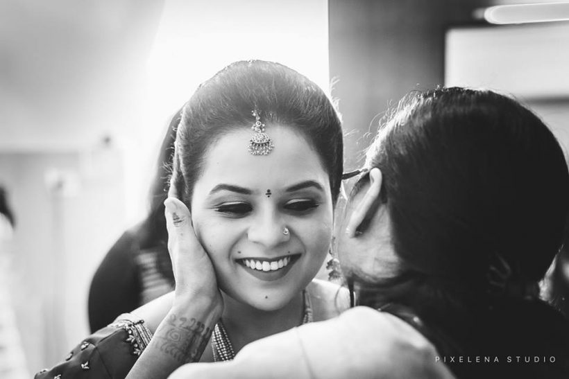 weddingsonlinei's tweet photo. Grandma’s Beauty Tips That Still Work Like Magic 😊💄
Check out: https://t.co/277yV98fIC
#grandmatips #beautytips #preweddingtips #skincare https://t.co/t8VOJ57gXg