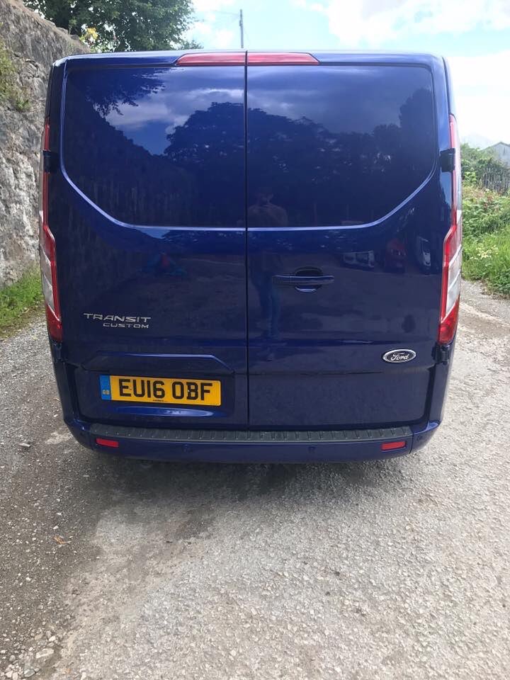 CCommercialsNW's tweet photo. Blue Ford Transit Custom Limited only £14,495 plus VAT
https://t.co/GUhAZnvdaT contact Ethan@conwycommercials.co.uk Tel: 07714787713 https://t.co/GqymYzlIPY