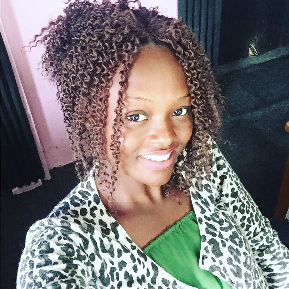 FloQitui's tweet photo. It's the #LunchRequestHour on @capitalfmuganda ... what you want to listen to? Join me as I sit in for the amazing @Mizzflav https://t.co/qixItbs9fF