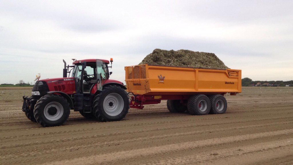 Het 1e jaars plantuien laden in volle gang op #KleinTiengemeten met @Bridger112