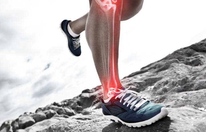 TeleSponsored's tweet photo. How can runners avoid injury?  Elite athletes wear @Enertor's performance insoles – get yours 50% off with this code https://t.co/S8eh48VzPc https://t.co/MCdX6GhIso
