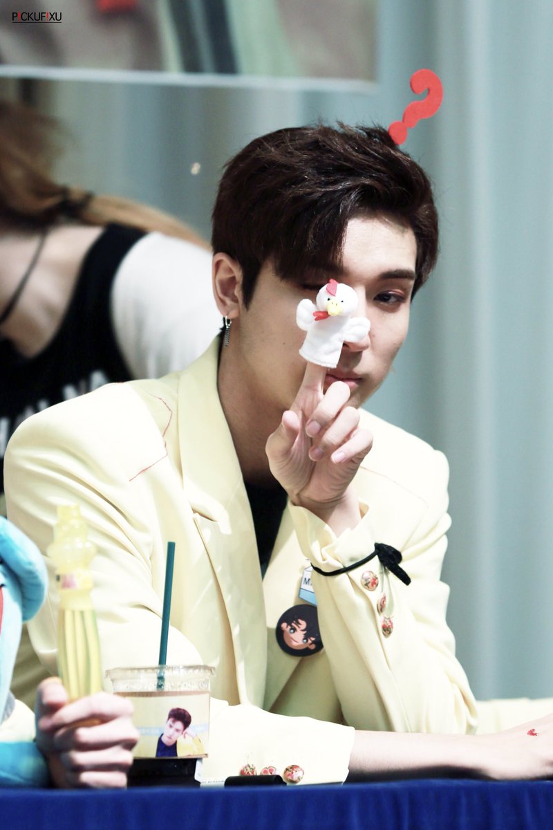 pickufixyou's tweet photo. 170618 목동팬싸

#펜타곤 #PENTAGON #예뻐죽겠네 #유토 #YUTO
@CUBE_PTG https://t.co/fnkamE6j7X