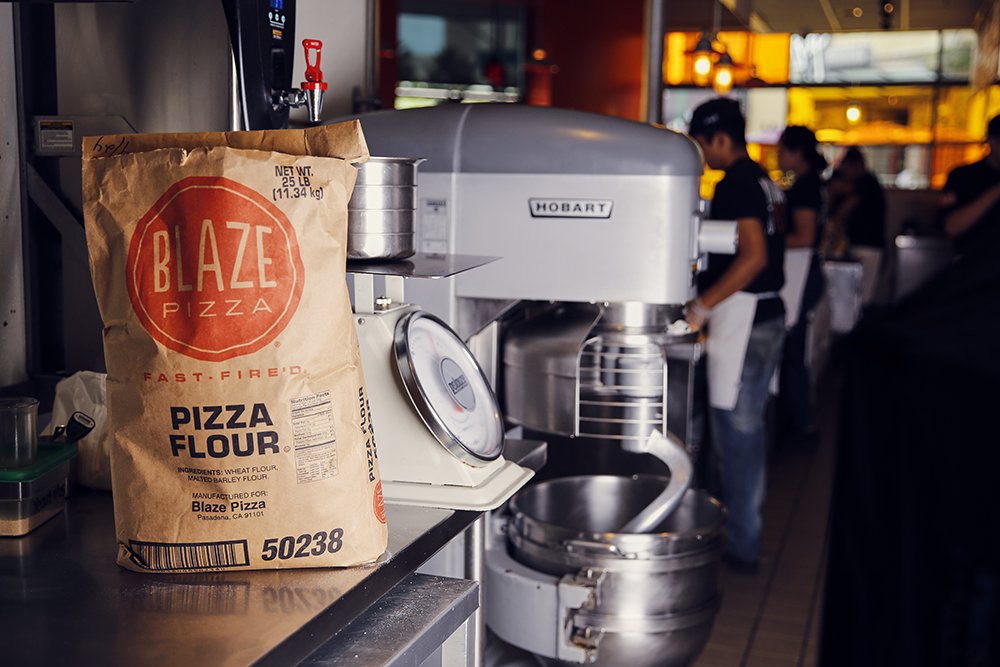 BlazePizza's tweet image. Keepin' It Real by keepin' it fresh. Our dough is made fresh in-house, every day. #KeepinItReal 🍕 #HowDoYouBlaze