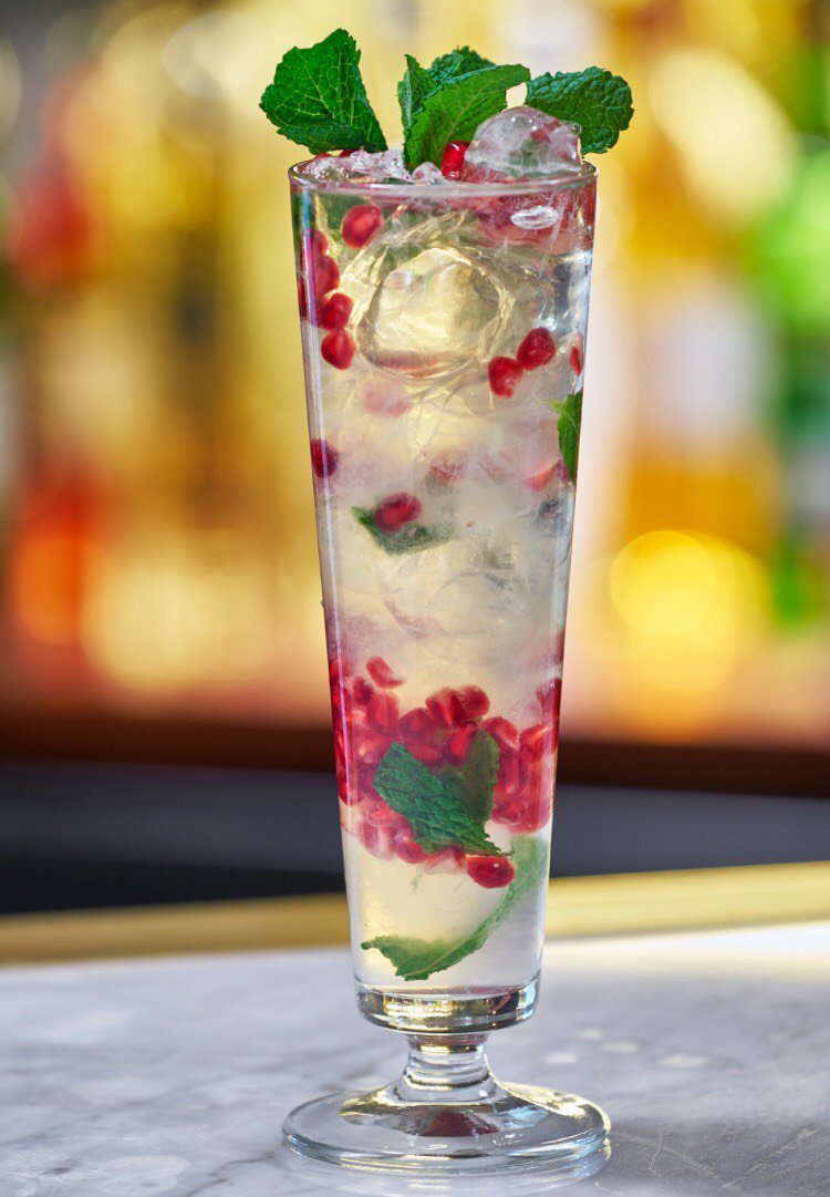 HighshotApp's tweet image. Celebrate #NationalGirlfriendDay by taking your better half for a Highshot cocktail! It's on us 🍸