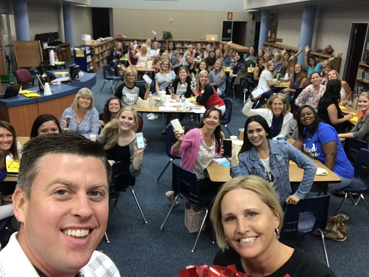 Enjoyed the Twitter staff development with <a href="/RobisonES/">Robison ES</a> staff today! #tweetchers #robisonspirit #cfisdspirit #EmbraceSocial #SchoolPR