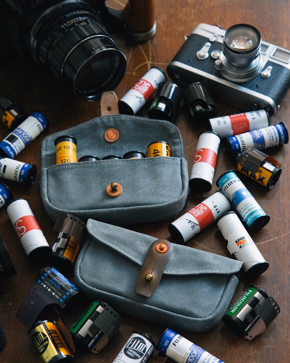 TAPandDYE's tweet photo. A fresh new batch of legacy shooters film pouches are up on the site. Holds 5 rolls of 120 or 35mm film. #filmisnotdead #believeinfilm https://t.co/ZejvB3Fhje