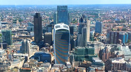 ‘Walkie Talkie’ bought by Hong Kong #familybusiness <a href="/LKKkitchen/">Lee Kum Kee 李錦記</a> for #London record £1.3 billion. Deal by <a href="/CushWakeUK/">Cushman & Wakefield</a> ow.ly/mgHD30e51uE