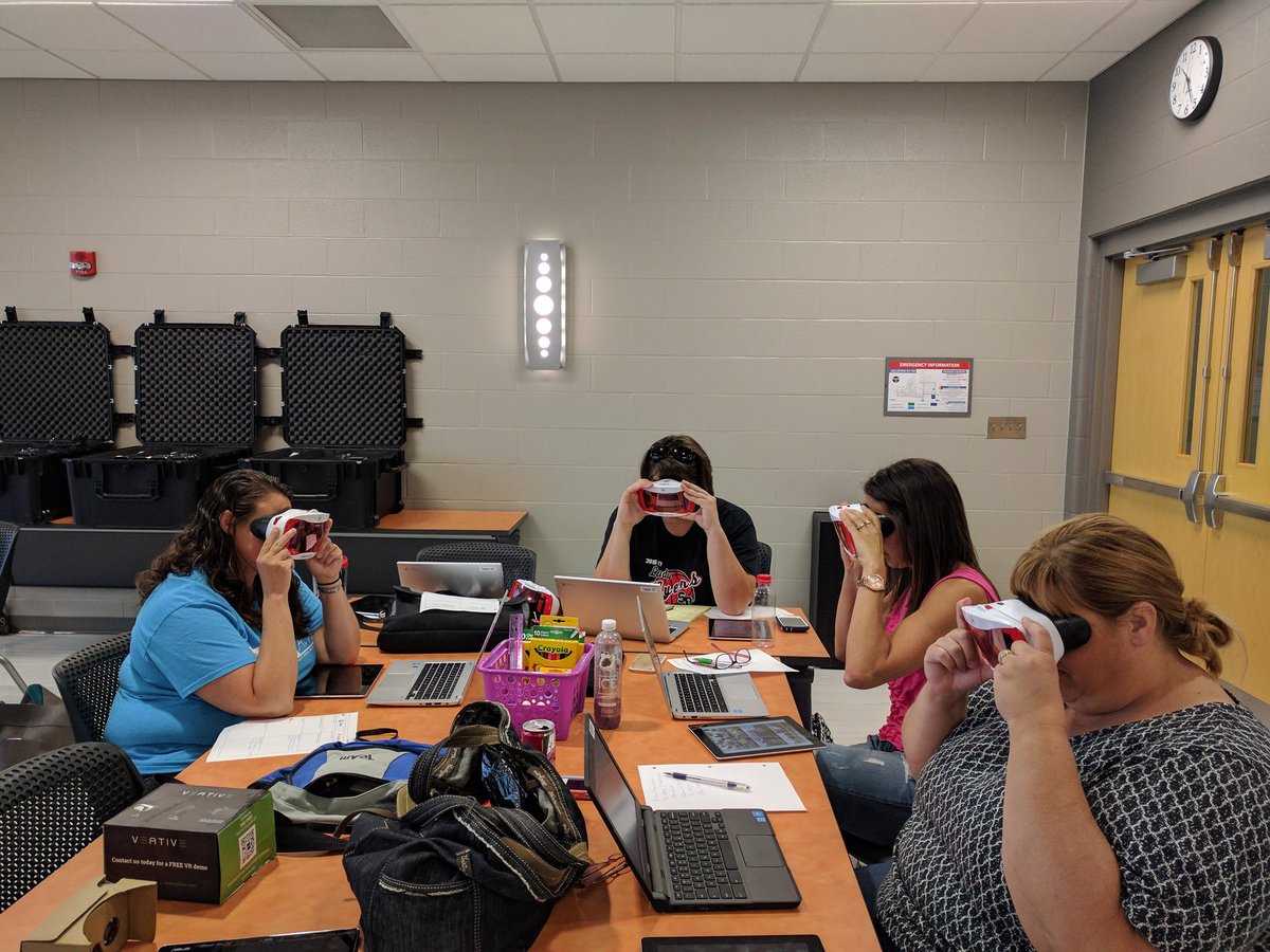 djenkins325's tweet photo. Google Expeditions training going on too #Googlevr. #edtechVR #expeditions https://t.co/sc5yWolZwX