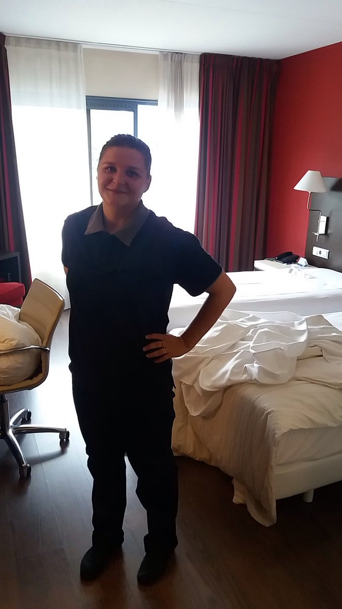 Vanmorgen zijn we gestart <a href="/nh/">Beam</a> capelle. Trots op ons team hospitality! @GomHospitality <a href="/gomschoonhouden/">Gom</a>