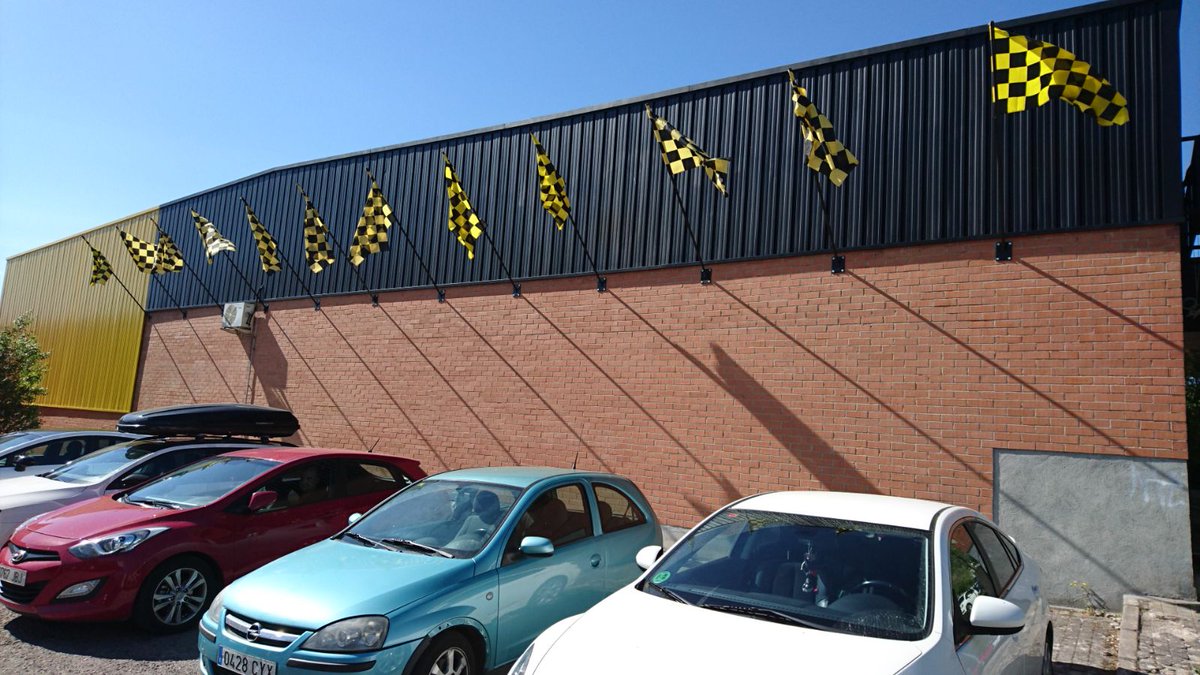 #HolaAgosto Próxima apertura de la nueva tienda de motos y boutique! Síguenos para estar informado de la fecha de inauguración! #FelizMartes