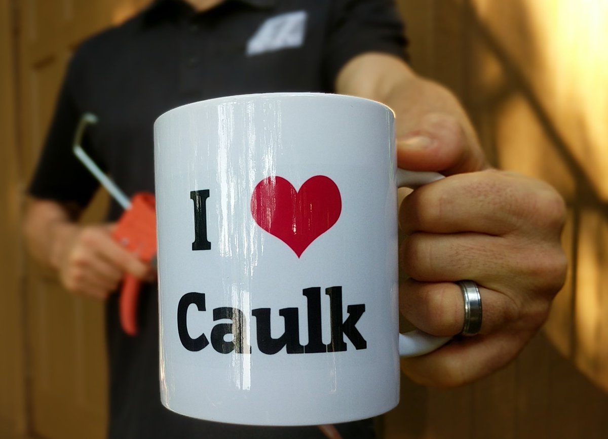 StructureTech's tweet image. Caulk the toilet base? Yes. structuretech1.com/caulk-toilet-b…