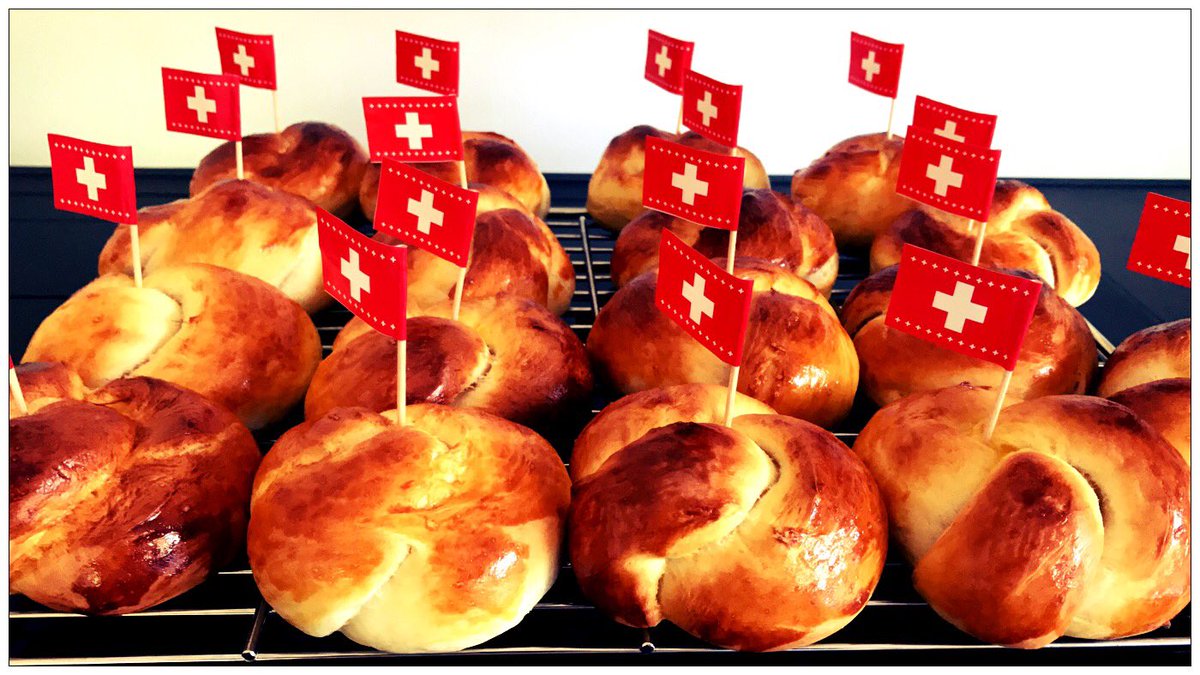 Häppi Börstei Switzerländ #backen #Miele #1August