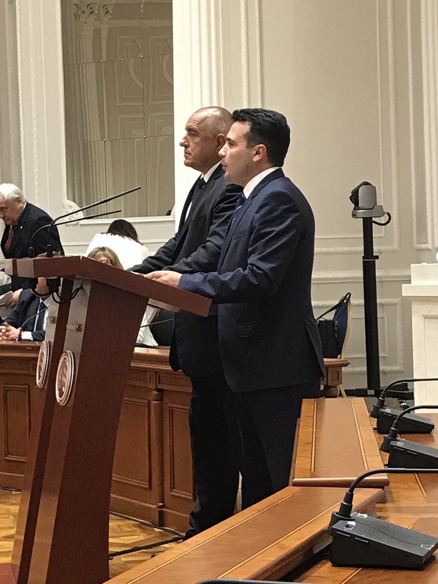 Making history by investing in the future! Macedonia's <a href="/Zoran_Zaev/">Зоран Заев</a> &amp; Bulgaria's <a href="/BoykoBorissov/">Boyko Borissov</a> have just signed a Treaty of Friendship!