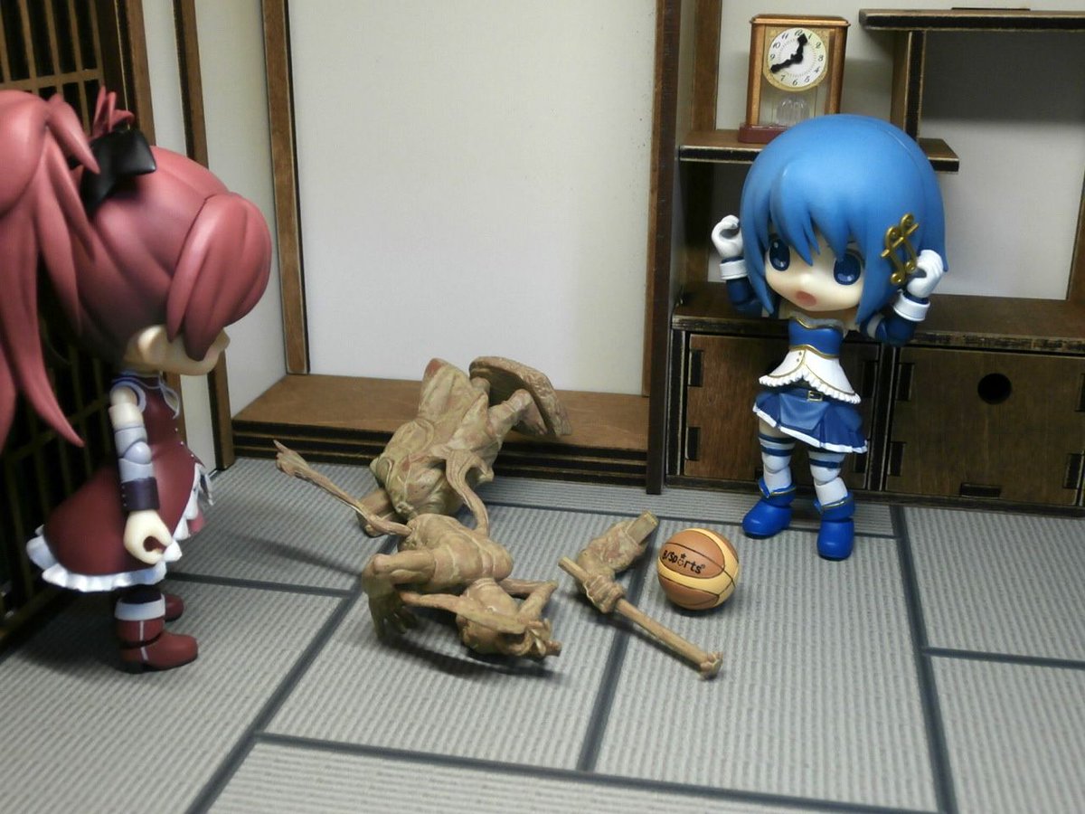 kain1234567's tweet photo. マミ「美しいわね金剛力士像...買って良かったわ」 https://t.co/gNVIQXuM4K