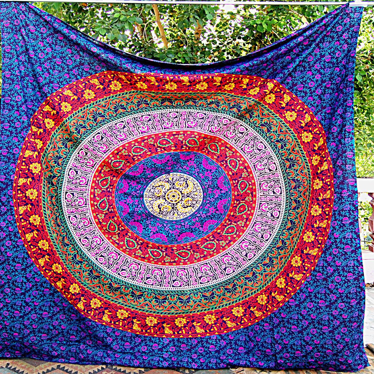 AdneyAdler's tweet photo. Indian Mandala Hippie Tapestry Throw Wall Hanging Bohemian Bedspread Twin Decor @RoomyDeal @eBayAU Buy: https://t.co/ZTpBdhrDfW https://t.co/X2MmwQTb2C