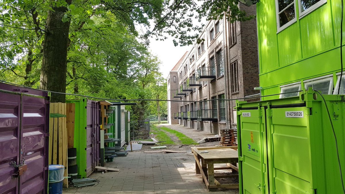 WoW de #kloosterlofts worden erg mooi. Ook zichtbaar aan de buitenkant #debossen #eikenburg #eindhoven #groen #bosrijk
