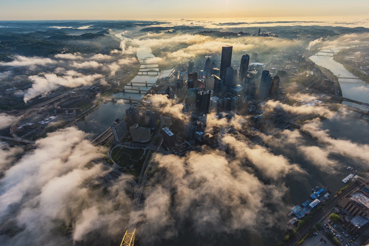 I don't think I've ever taken an image that personifies "Is this heaven? No, it's #Pittsburgh." better than this one.