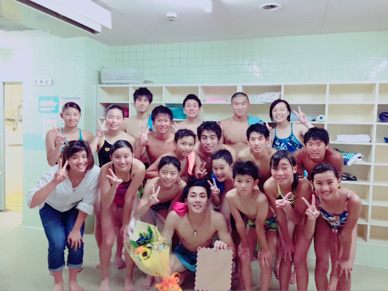 Namito 今日でjss東花園スイミングスクールを 退会しました 集まってくれて久しぶりに みんなでリレーできて楽しかった 色々な思い出ありすぎるけど ほんまに東花園でよかった とりあえず残り三日間の引退試合 全力で楽しんで終わります