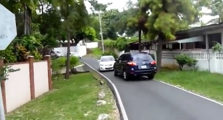 Calle_Bambus's tweet photo. MIRE CÓMO ERA NUESTRA CALLE y cómo la han dejado con PERMISOS de su Gob @JC_Varela @BlandonJose LE PARECE JUSTO? 

@nitoadames @JCTapiaLMB https://t.co/GmNknnAkvA