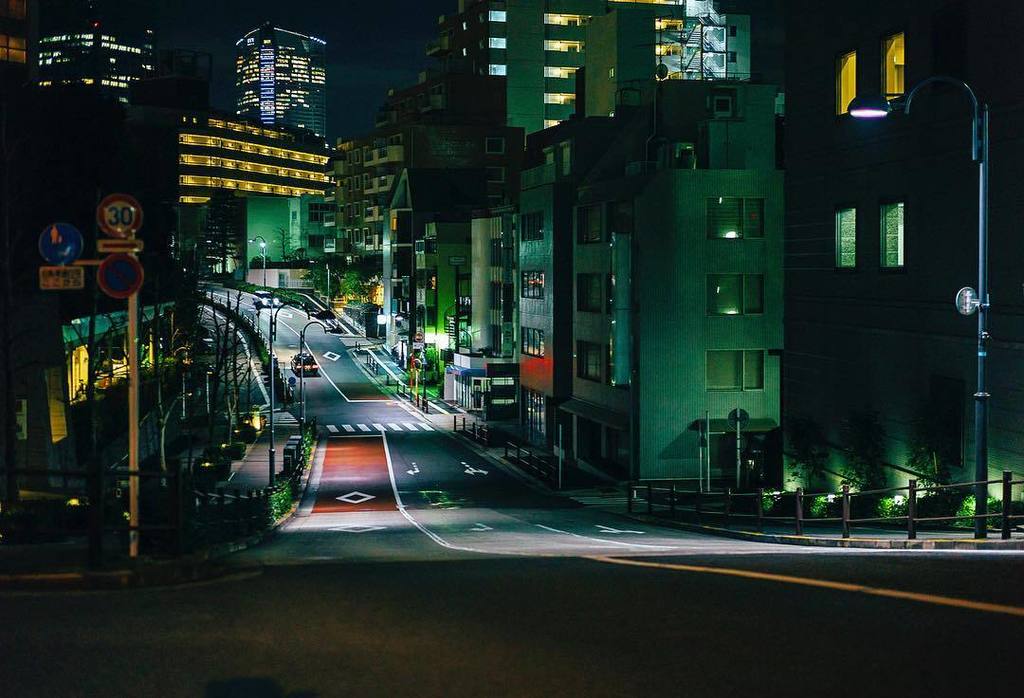 contrastmag's tweet photo. Tokyo Nights. Snap by @honozooloo https://t.co/qi2rJIkOw4