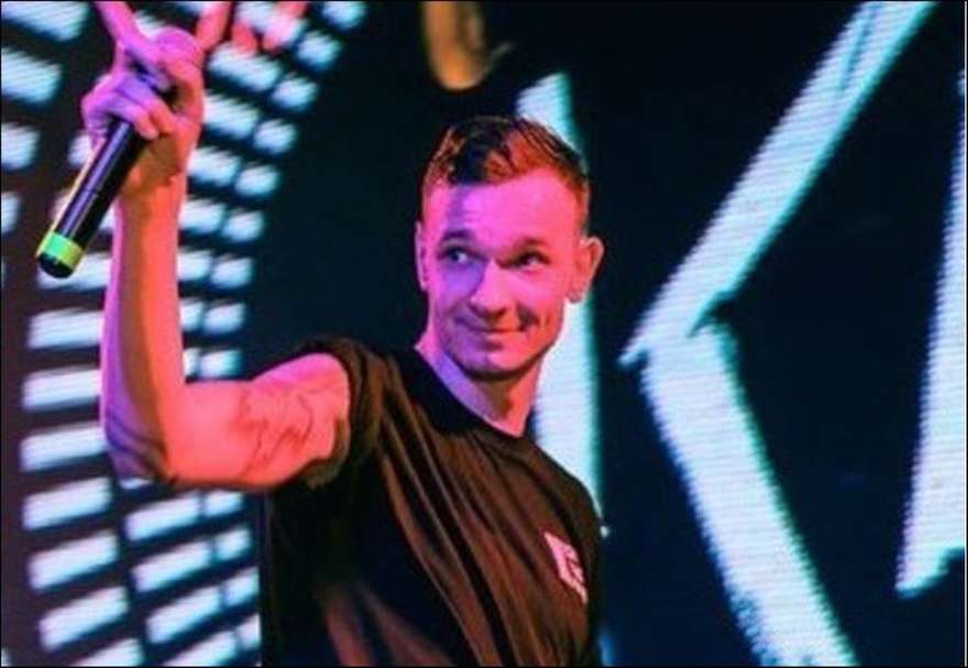 #ХорошиеУмирают Рома Англичанин - умер, грустно, лучших не вернуть.