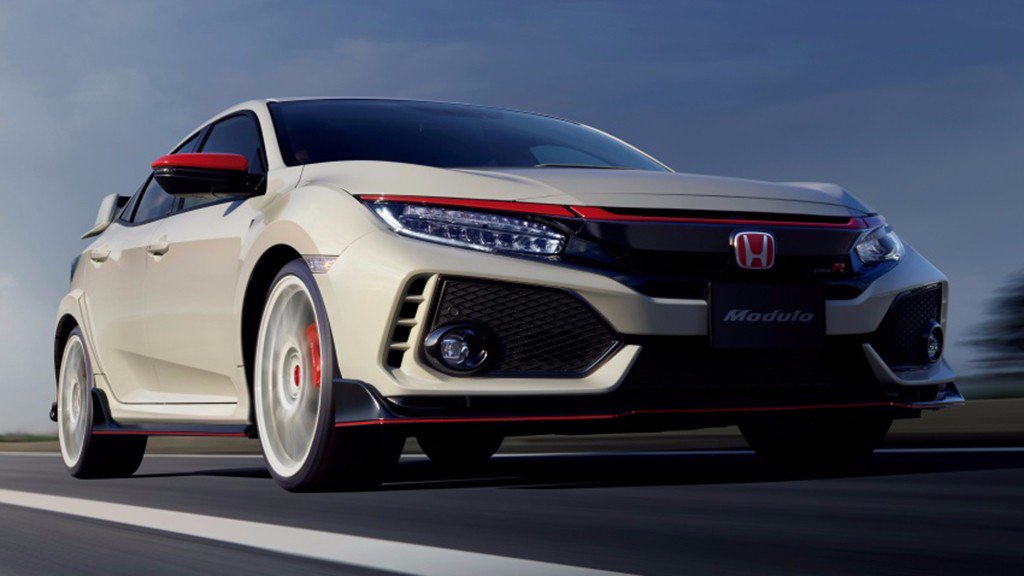 motorpuntoes's tweet photo. El nuevo Honda Civic Type R 2017 estrena gama de accesorios en Japón @HondaESauto https://t.co/RvQknruCZg https://t.co/VVvNNif5IM