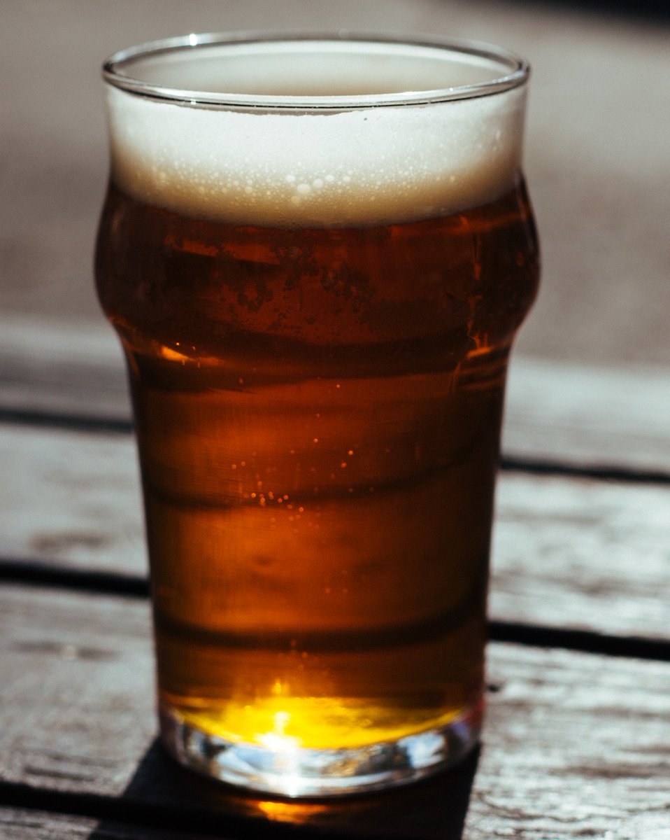RiverInstituteC's tweet photo. DYK - it takes 8 L of water to make 1 L of beer? @OntCraftBrewers #waterandbeer #RiverLabs https://t.co/Rqi7YsATtM