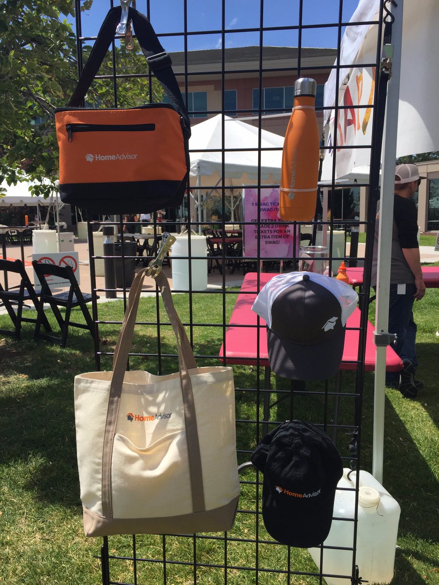 LogoBranders tweet media