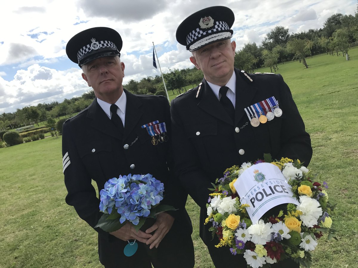 RoamingRoyston's tweet photo. ICYMI Selection of pictures from #COPS2017 Service of Remembrance can now be seen on the #MartisMedia Facebook page https://t.co/RiO4sklLu4 https://t.co/SB39PDnoUd