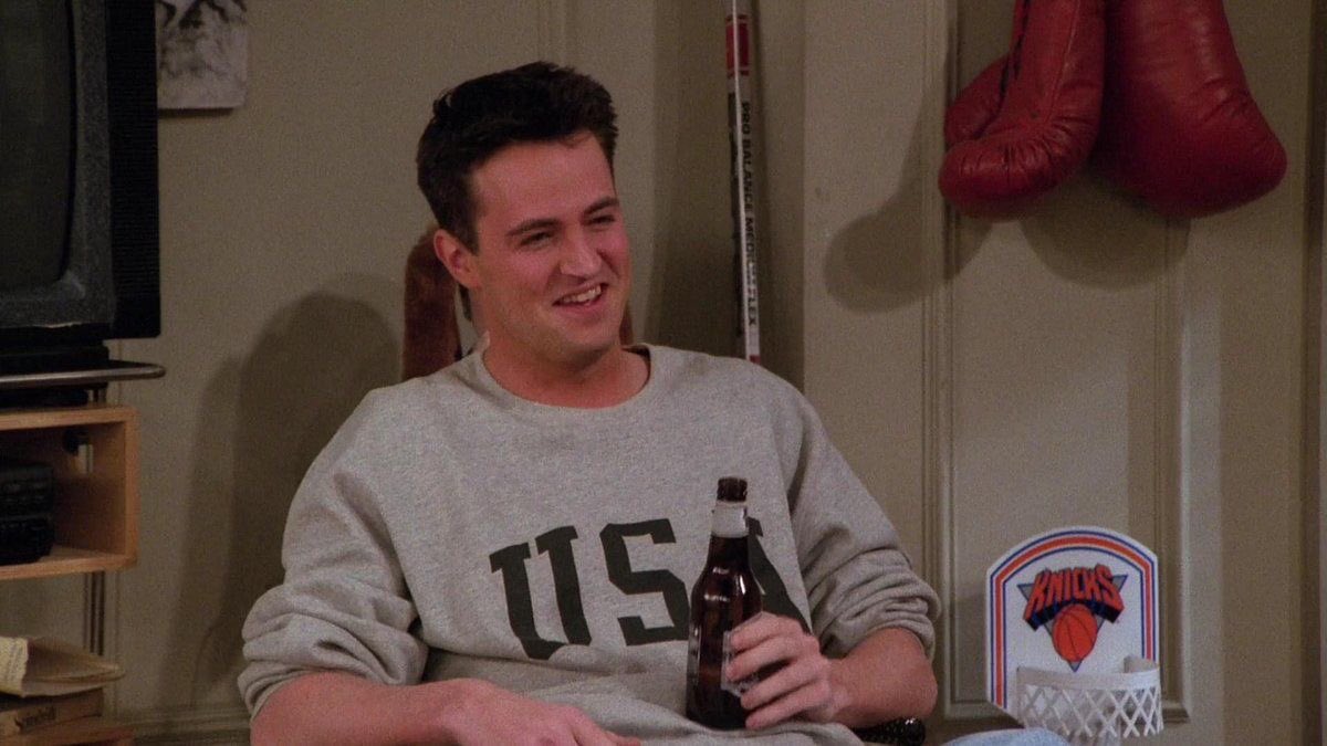 Чендлер бинг. Чендлер бинг друзья. Чендлер друзья. Чендлер друзья. Чендлер бинг стиль.