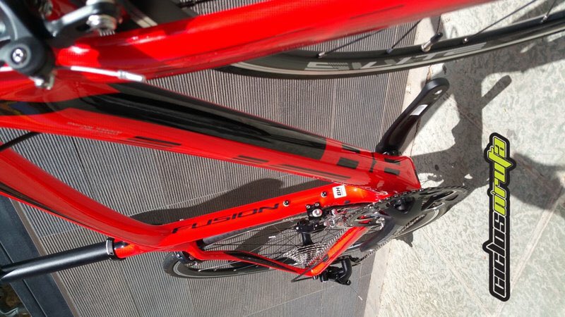 tuvizi's tweet photo. #Labicideldia
Elegimos la @BH_Bikes Fusion 105. Es la bici π΄π»π΄π»π΄π» del dΓa
En #Ciclosnruta #Almeria Para mΓ‘s info:
https://t.co/olX51I56qZ https://t.co/lOf7WqwpKw