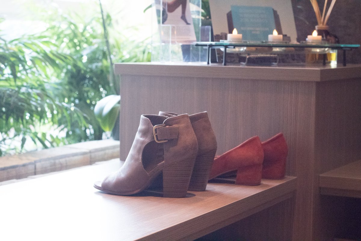 Evening retreat for two at #RiverstoneSpa. Save 20% when you book two esthetic, facial, body or relaxation treatments after 6pm. #InnWPG