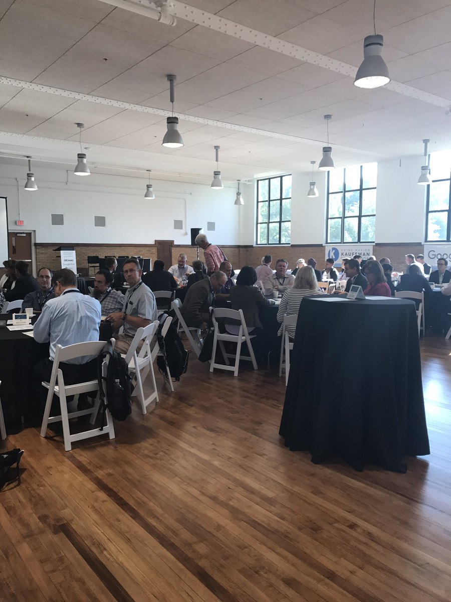 Good morning Kansas City! We're kicking off the first day of #GCS17 with breakfast sponsored by <a href="/Black_Veatch/">Black_Veatch</a>.