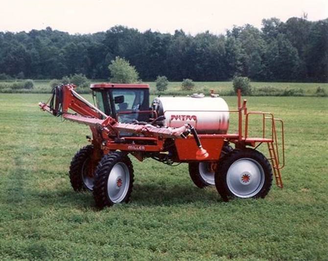 MillerSprayers's tweet image. On August 1, 1997. we shipped the very first Nitro sprayer. Happy birthday, Nitro! Here's to many more successful seasons!