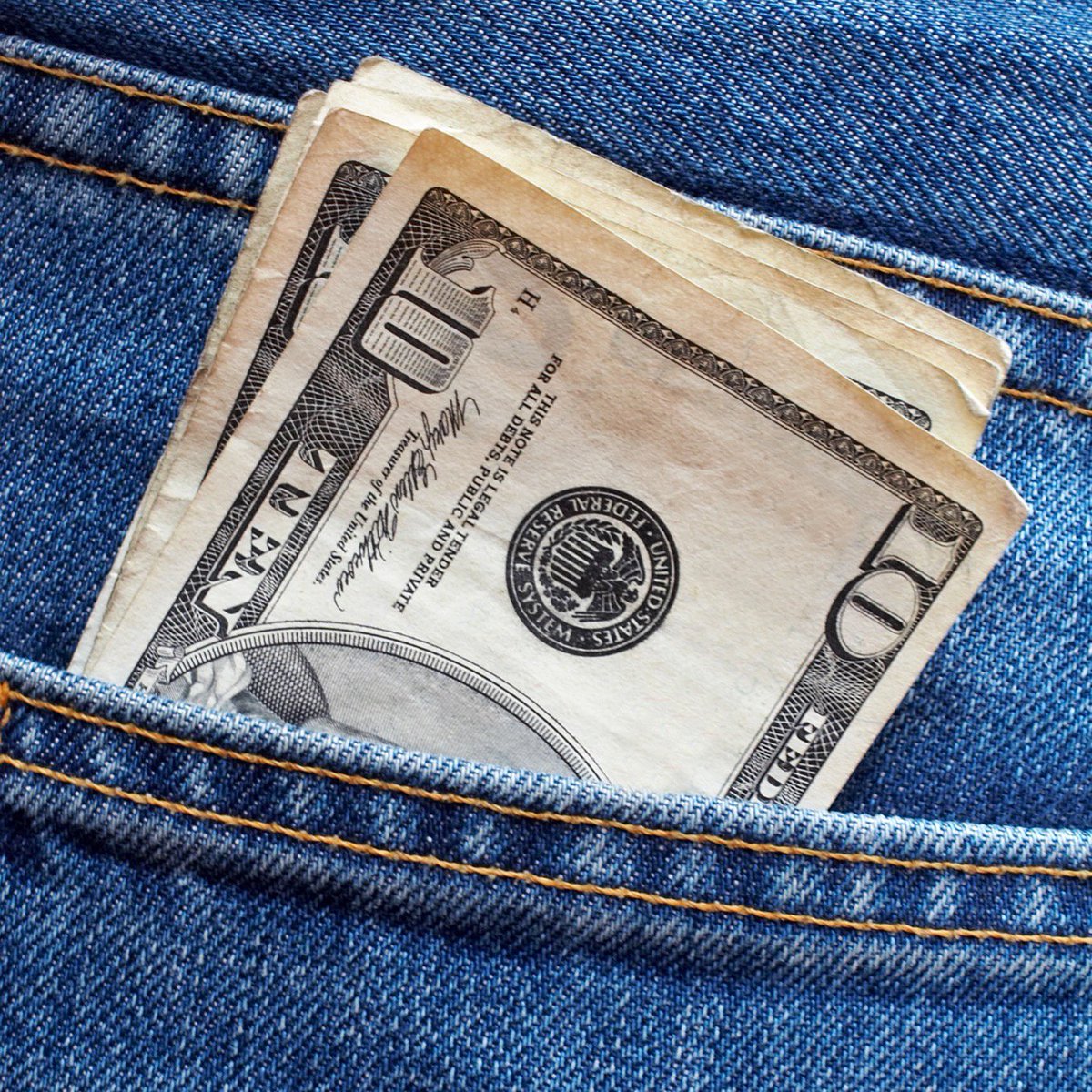 CompEncuestasUS's tweet image. Necesitas dinero extra para este fin de semana? Recibe hasta $50 por encuesta! Unete ya: bit.ly/1nZDnMH