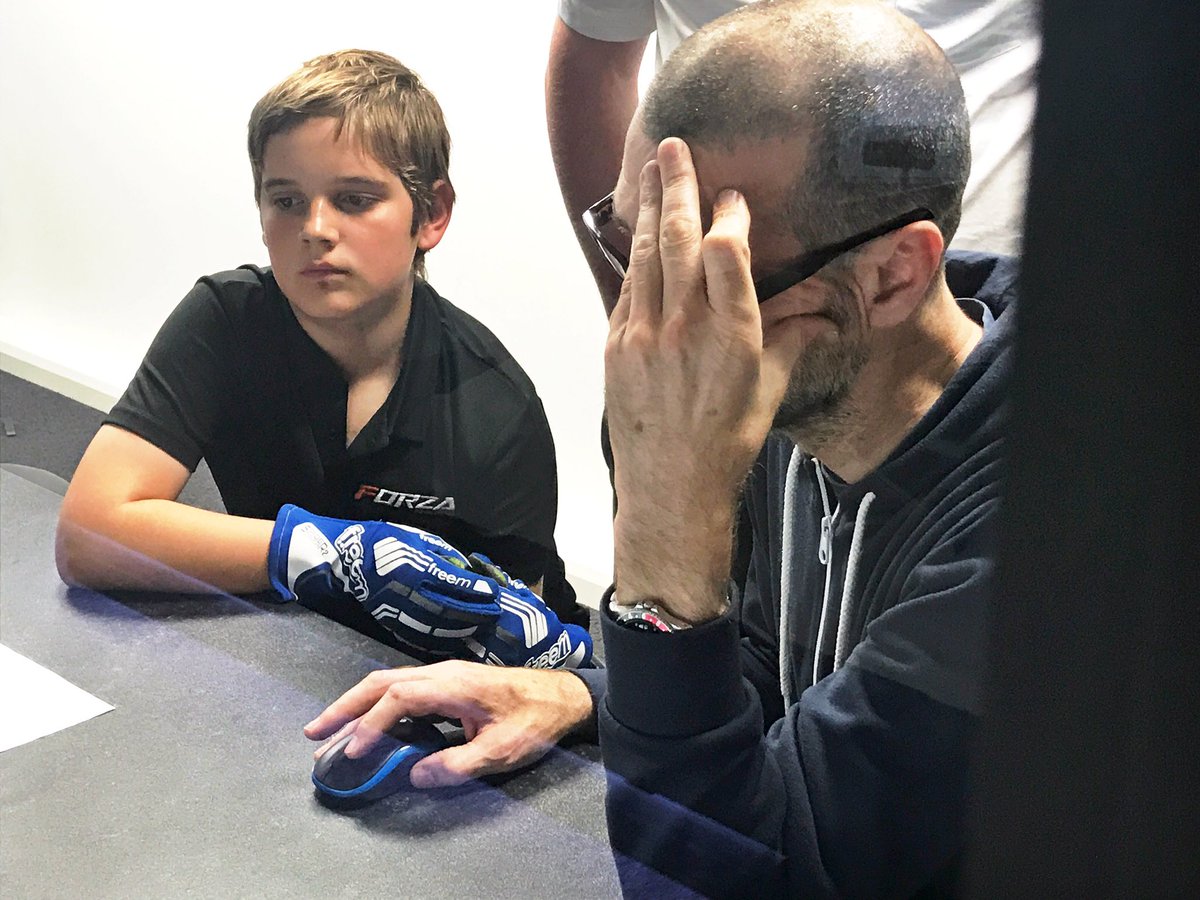 Jonny Edgar the CIK FIA OKJ European kart champion came to #TeamFortec for sim sessions and to check out our Driver Development Program! 🙌🏼