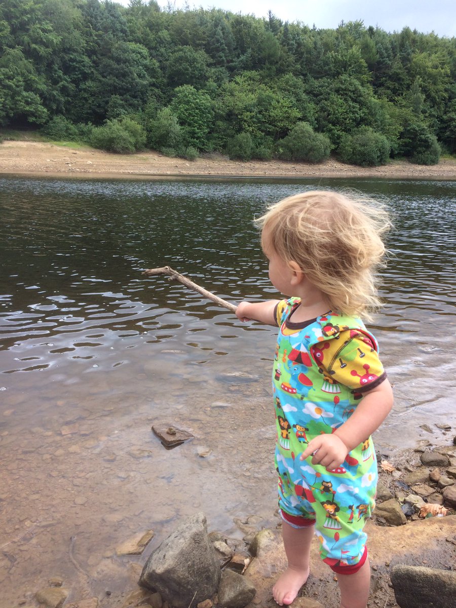 tripswithatot's tweet image. Paddling in Low Bradfield &amp; Damflask. One of many places we love to explore in summer&gt;&gt; tripswithatot.com/things-to-do/1… #sheffkids #yorkshirefamily