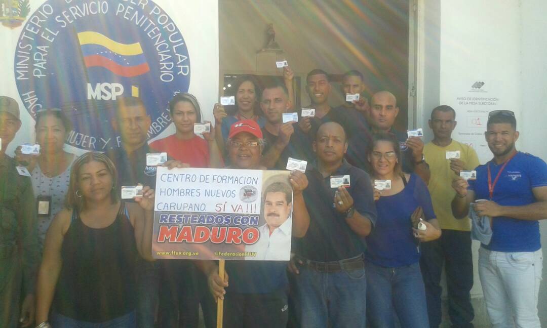 cpab11's tweet photo. custodios apoyando la constituyente en carupano el centro de formacion hombres nuevos toda la region occidental e insular https://t.co/gHuQXz0Rcc