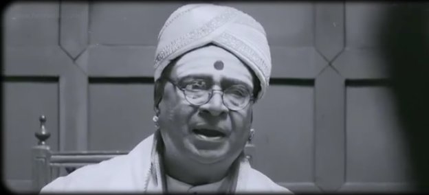 tamilhumourjoke's tweet image. 2020&apos;ல் இந்தியா... 

&quot;என்ன சாப்பாடு...?&quot;

&quot;அரிசி சோறும் பருப்பு சாதமும்...!&quot; 

&quot;சமூகம் பெரிய இடமோ...?&quot; 
 
😂😂😐😐