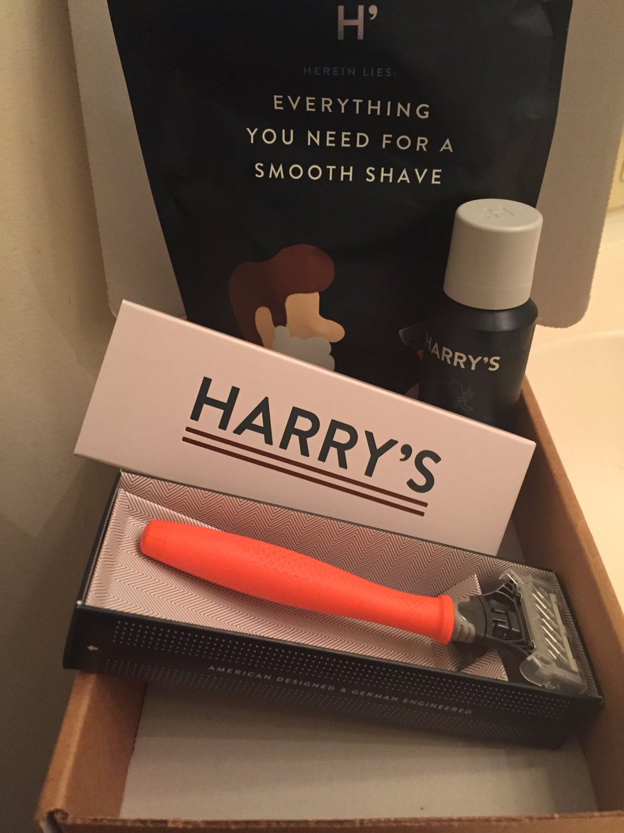 happilydated's tweet image. Testing this out! #harrys #shave #boxkit