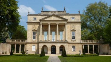 In Jane's time, the Holburne Museum was the Sydney Hotel, and it had a bar for servants in the cellar called "The Bath Tap". <a href="/VisitBath/">Visit Bath</a>