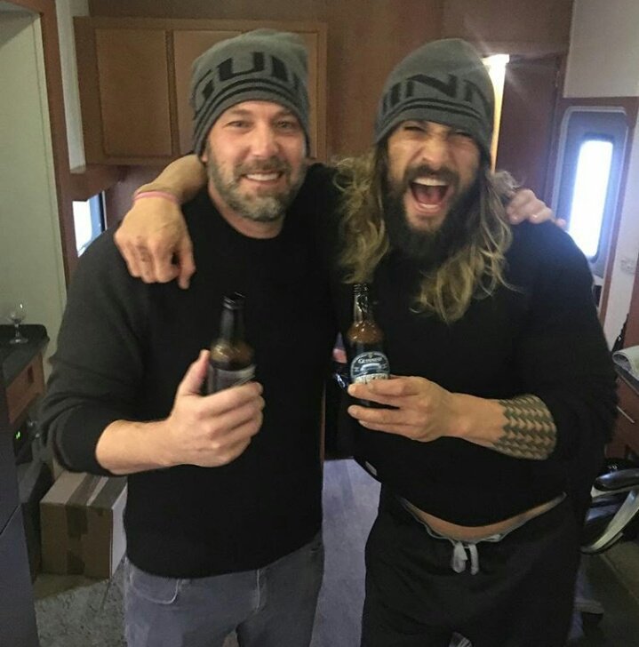 UM BROTP DESSE BICHO!
Happy Birthday Jason Momoa !! 