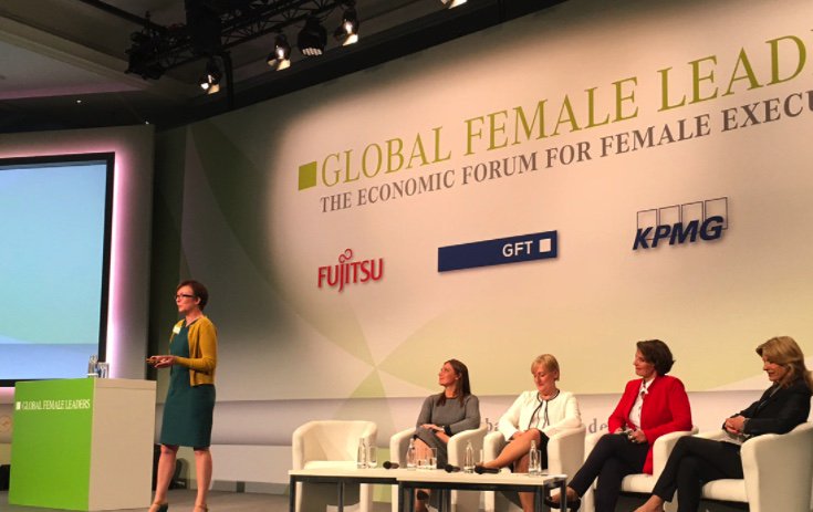 treybowles's tweet photo. Check out @jenhabicht speaking at the Globe Female Leader’s Summit on @DallasSmartCity #crushingin https://t.co/NnXLtn1I1o
