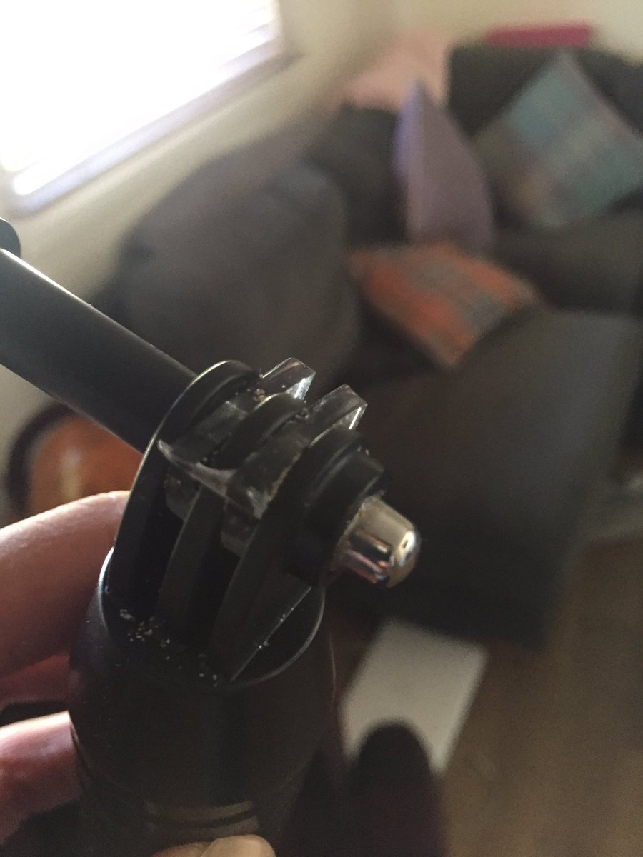 darrenj123's tweet photo. @jobyinc I was excited to try my go pro stick surfing, until the first 4 ft wave snapped the mounting. My go pro is gone. Thanks #quality https://t.co/elYR3IDPmN