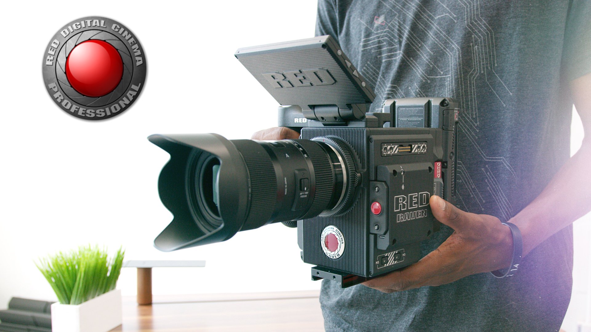 Video overview. Камера Red. Red one Camera. Red one камера. Red Raven.